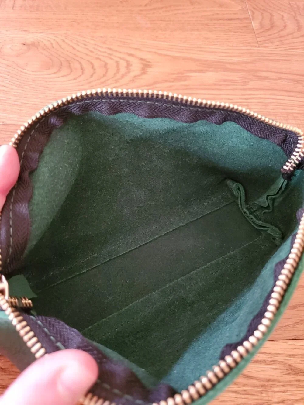 BNNU Portland Leather Bacalar Eclipse Makeup Bag